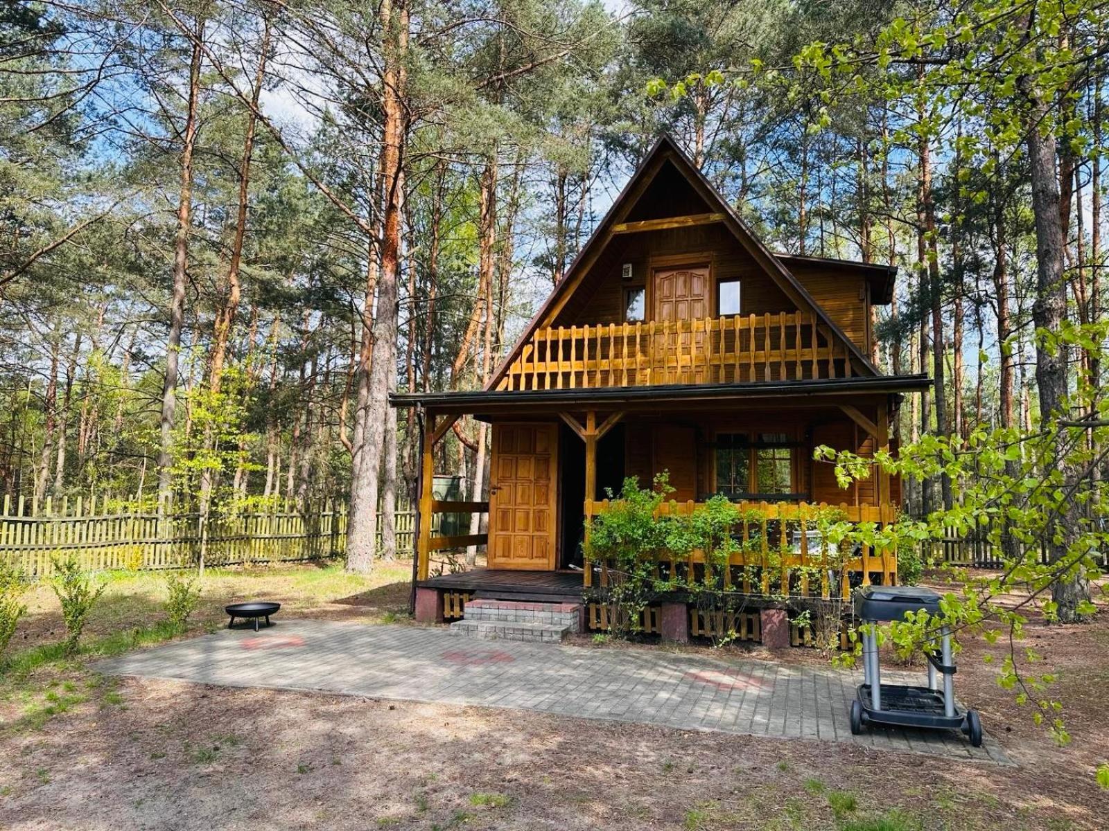 Вилла Lesniczowka Rzadza Экстерьер фото